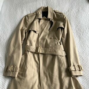 Tommy Hilfiger tan trench coat, size small/petite